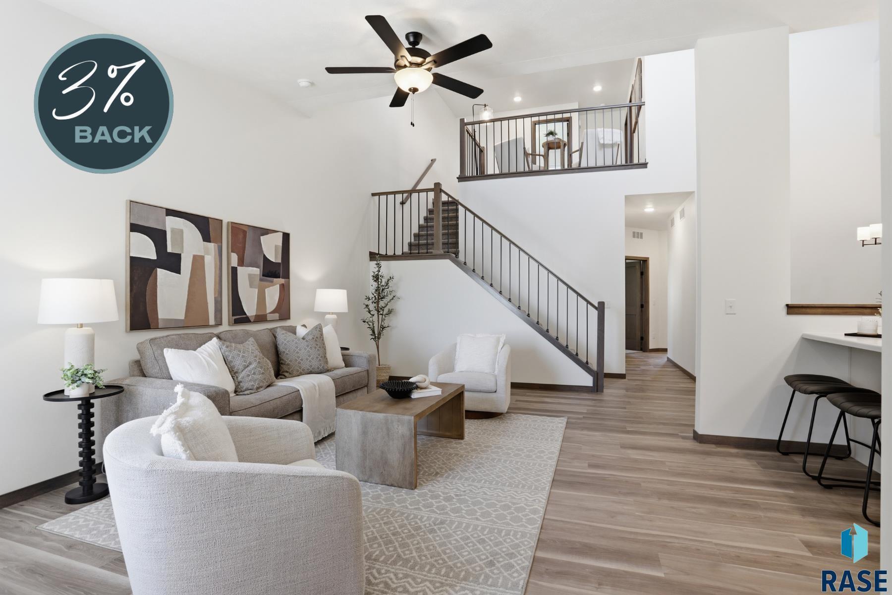 5704 E Marley Pl